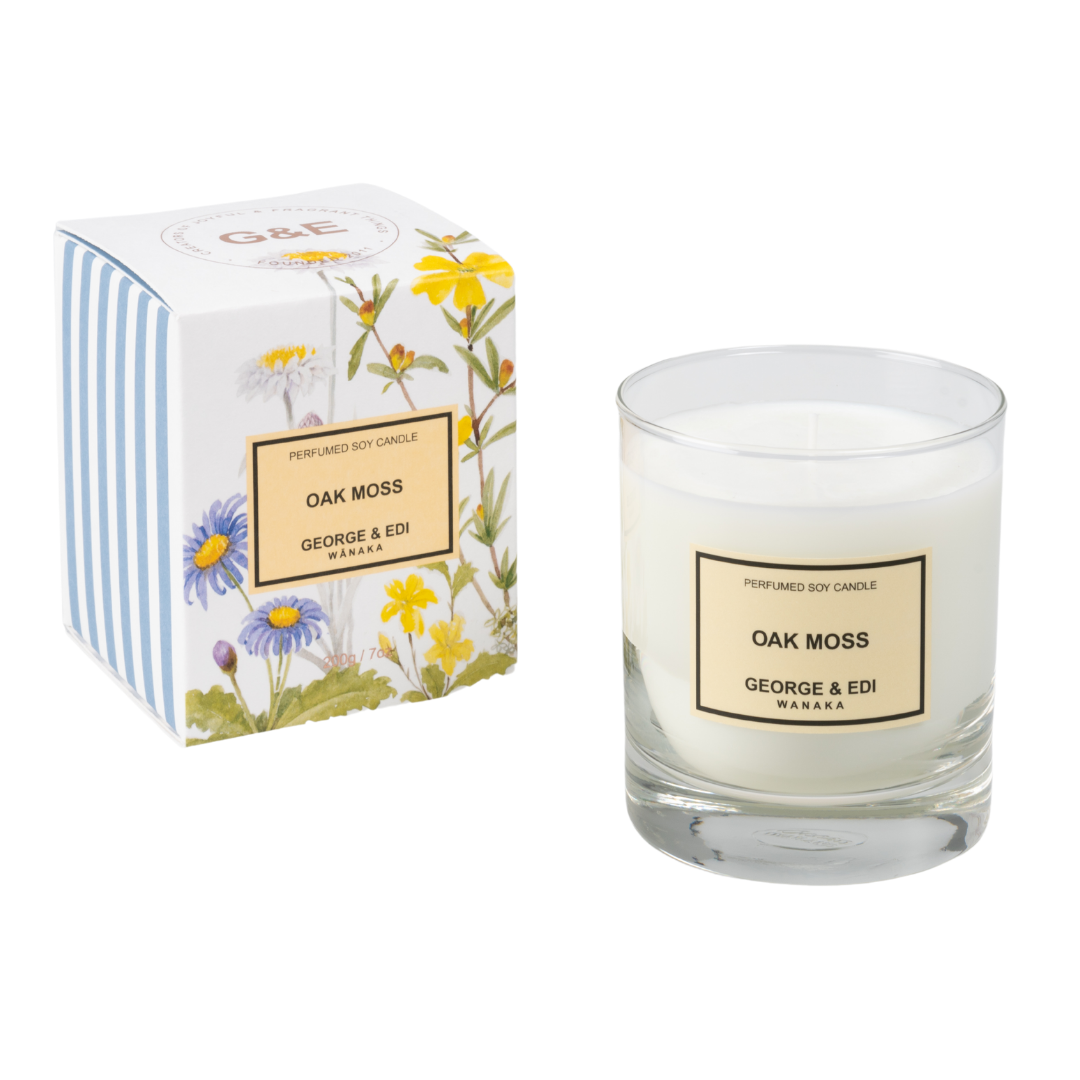 GEORGE & EDI PERFUMED SOY CANDLE IN OAK MOSS FRAGRANCE IN FLORAL AND STRIPE BOX